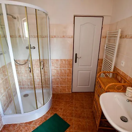 Nad Zlatým Potokem Apartmán Kasperske Hory